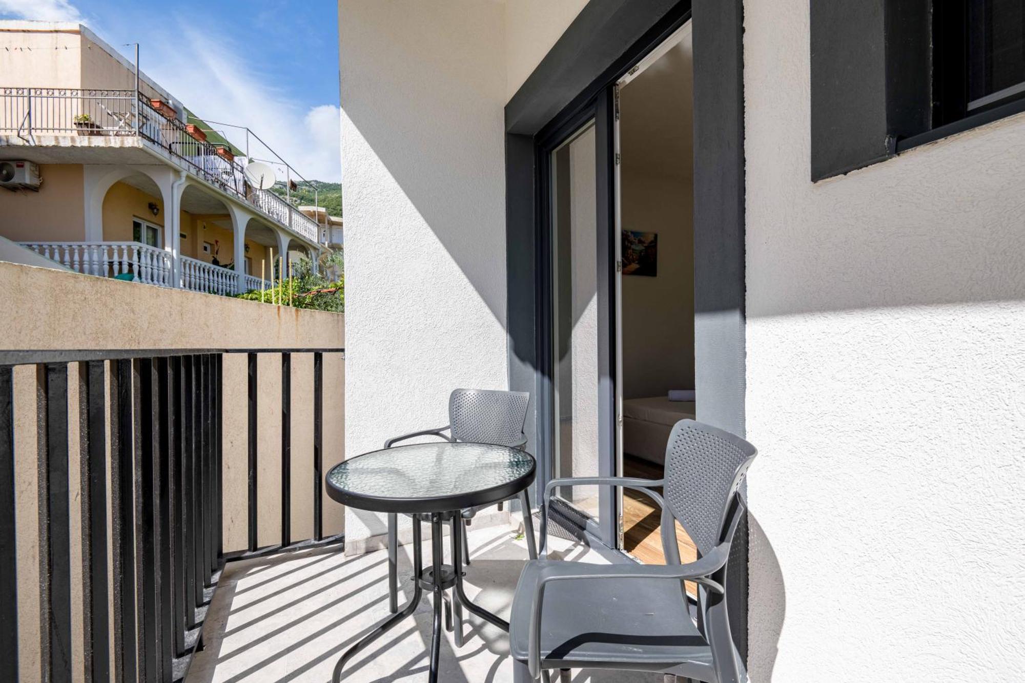 Sumice Inn Петровац Экстерьер фото