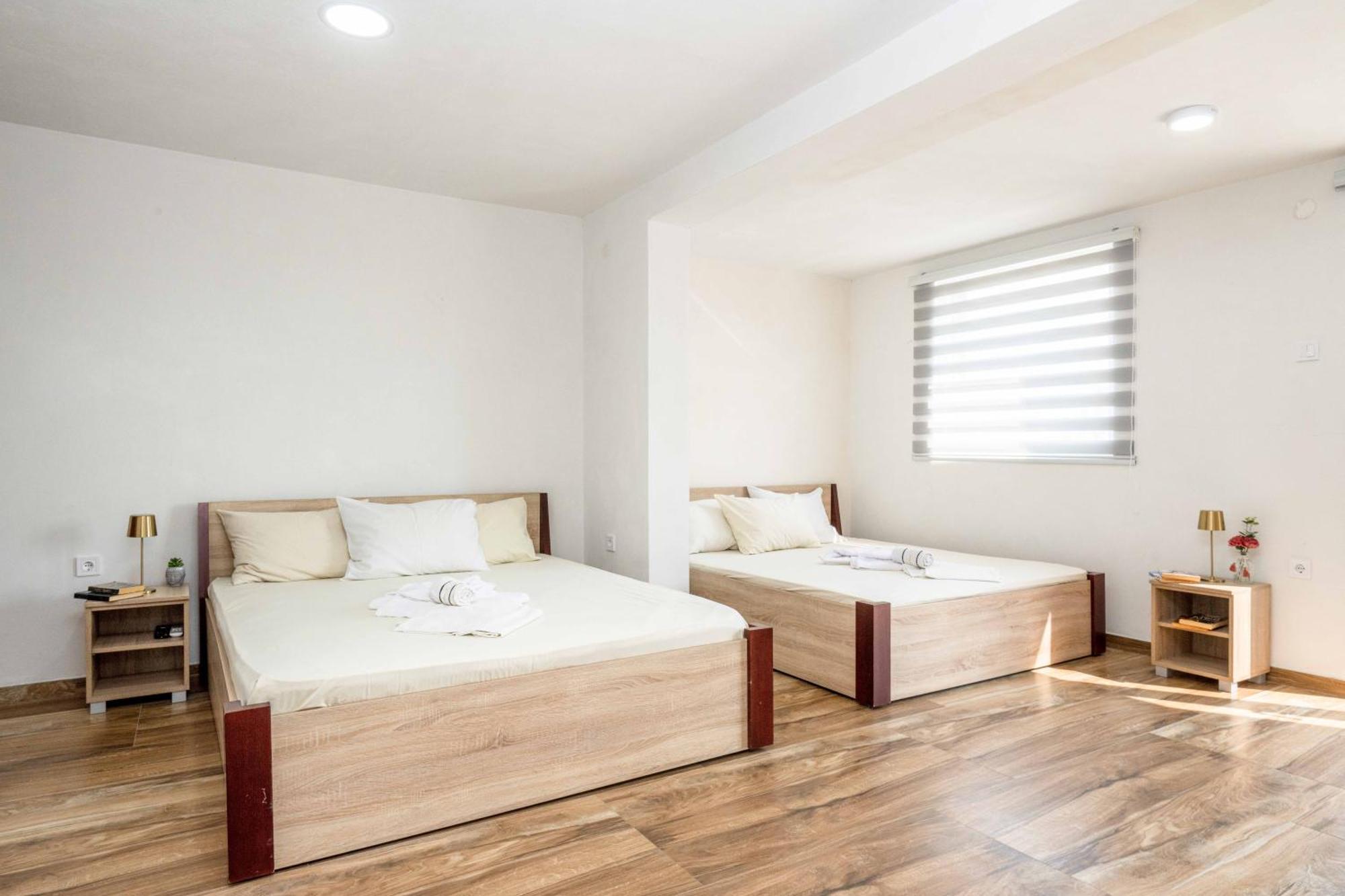 Sumice Inn Петровац Экстерьер фото